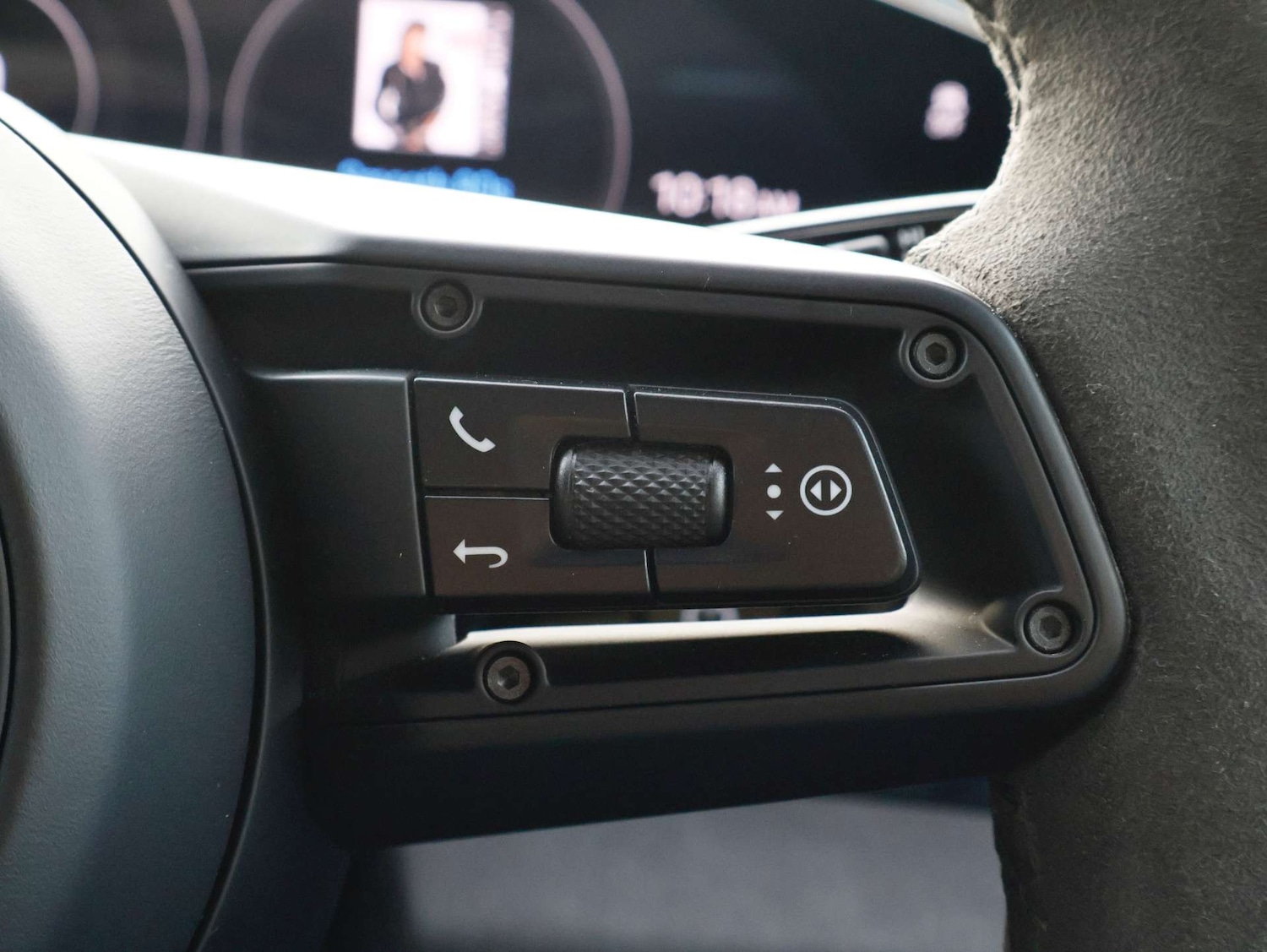 Used Porsche Taycan 2023 for sale - 77023569: Photo 35