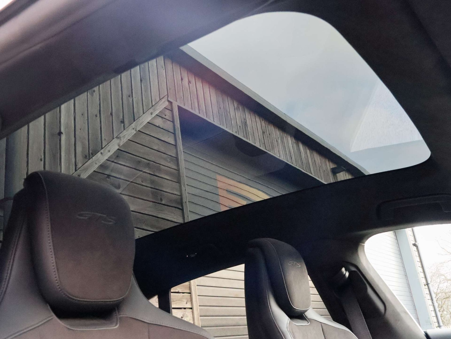 Used Porsche Taycan 2023 for sale - 77023569: Photo 43