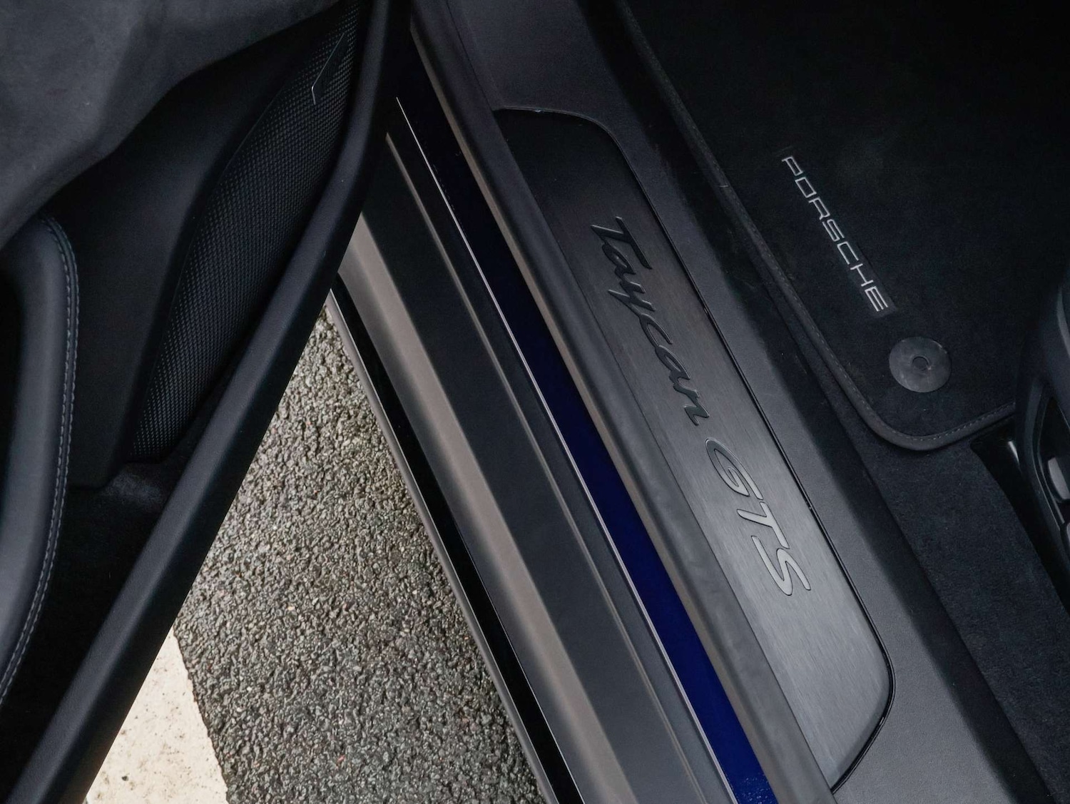 Used Porsche Taycan 2023 for sale - 77023569: Photo 45