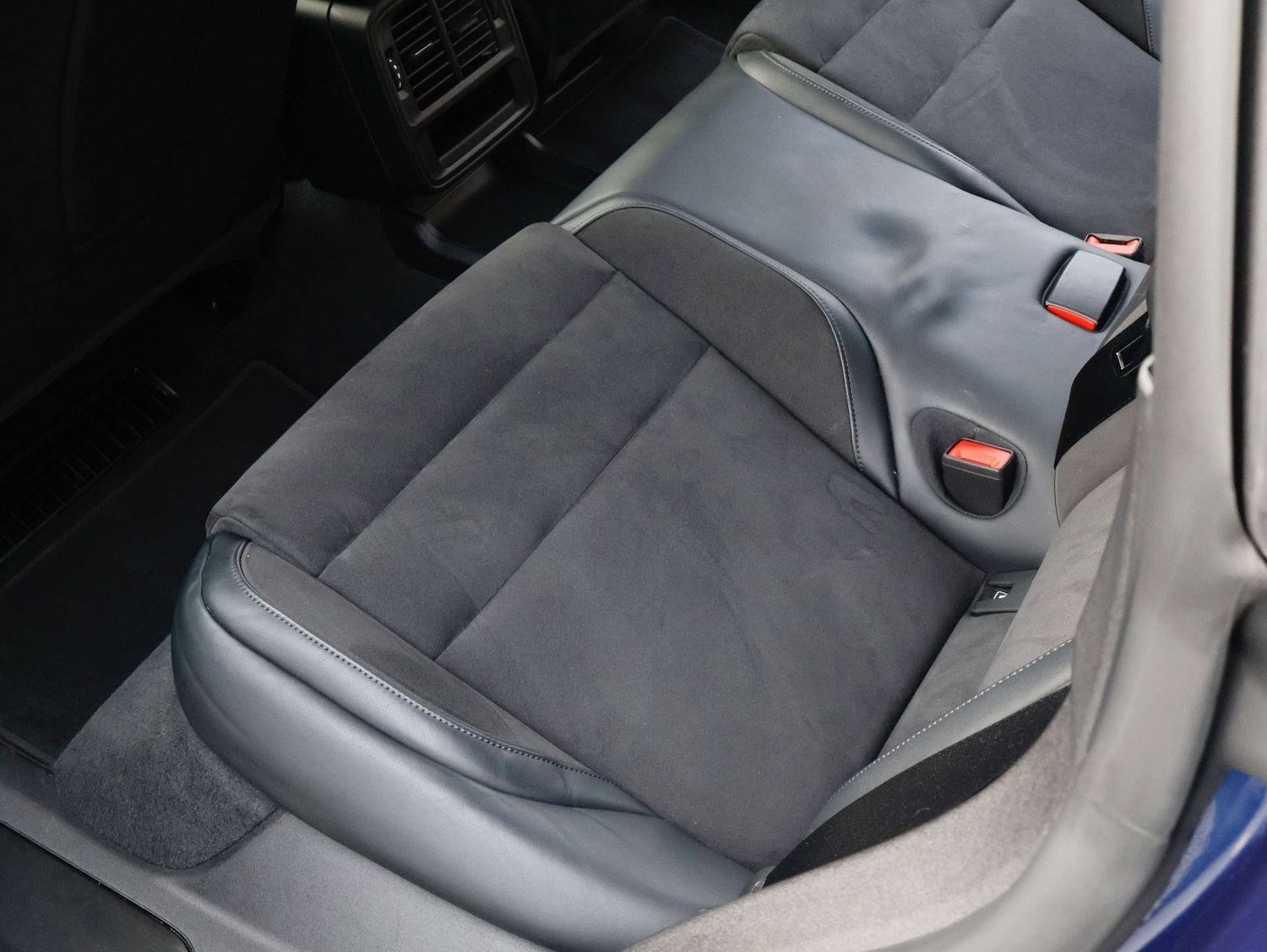 Used Porsche Taycan 2023 for sale - 77023569: Photo 49