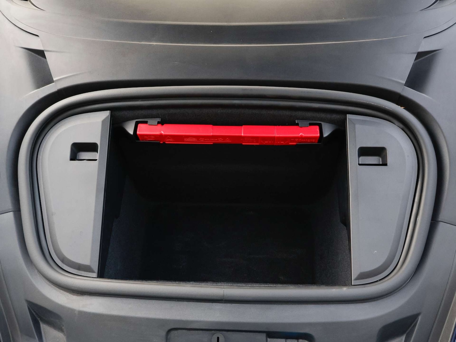 Used Porsche Taycan 2023 for sale - 77023569: Photo 58