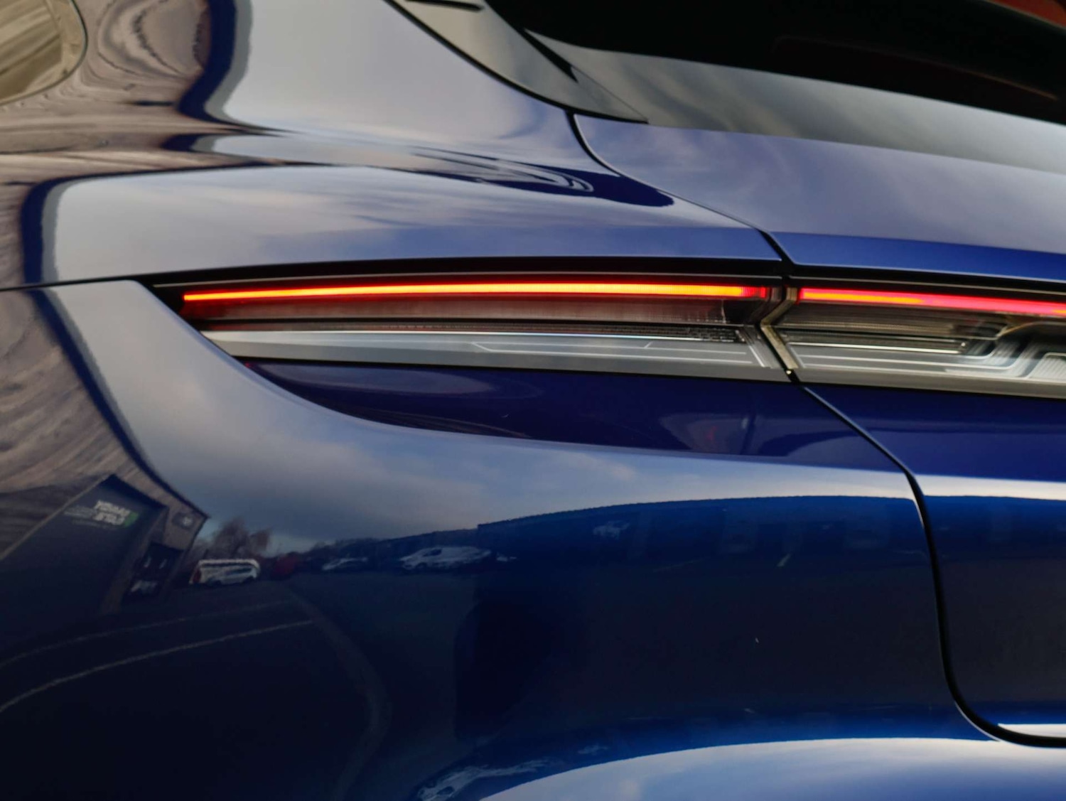 Used Porsche Taycan 2023 for sale - 77023569: Photo 64