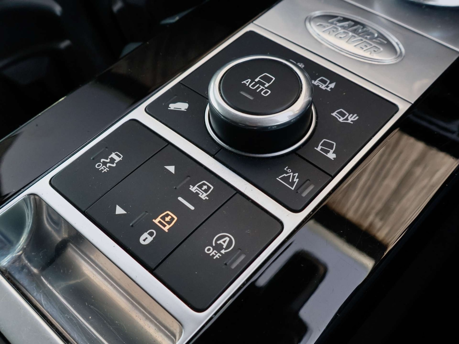 Used Land Rover Discovery 2020 for sale - 77617141: Photo 35