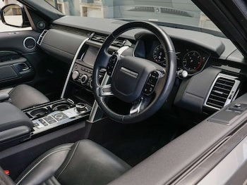 Used Land Rover Discovery 2020 for sale - 77818741: Photo