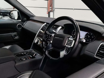 Used Land Rover Discovery 2021 for sale - 78788800: Photo