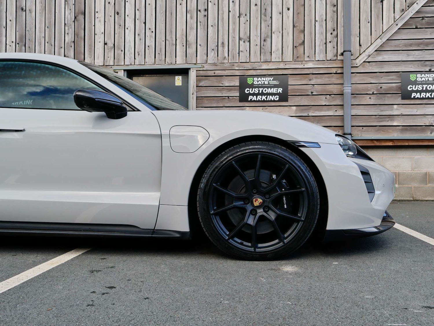 Used Porsche Taycan 2023 for sale - 77054924: Photo 10