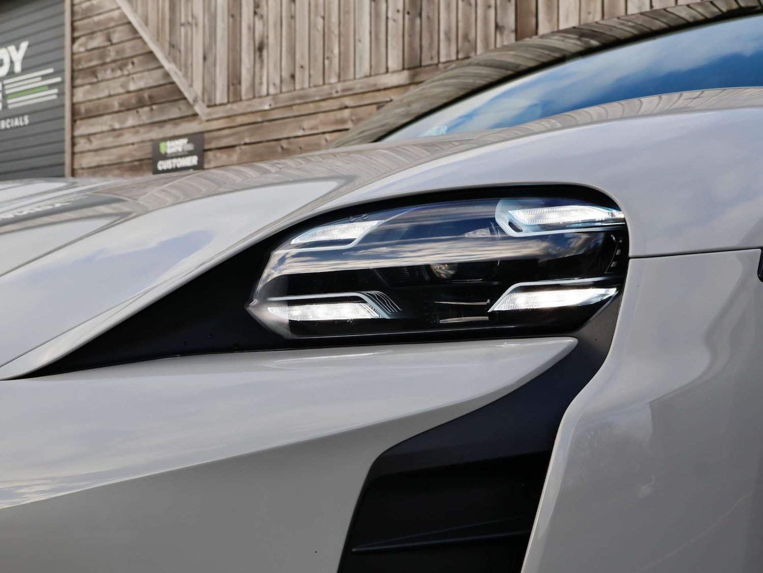 Used Porsche Taycan 2023 for sale - 77054924: Photo 14