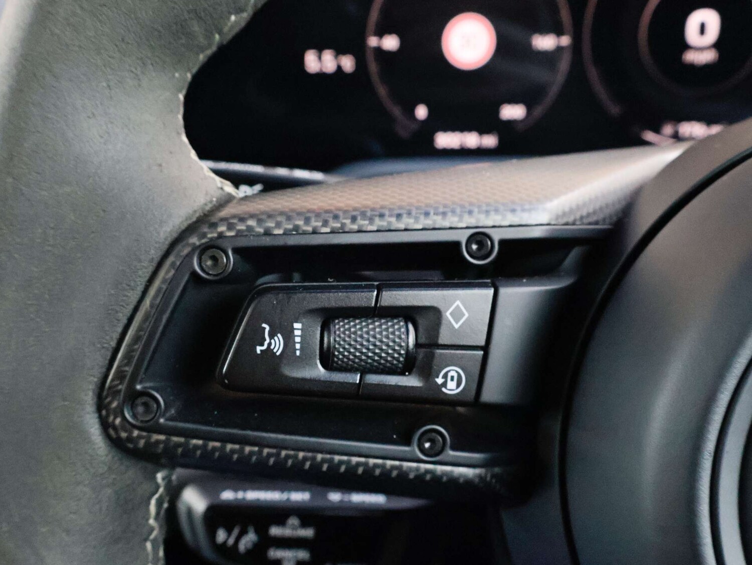 Used Porsche Taycan 2023 for sale - 77054924: Photo 19