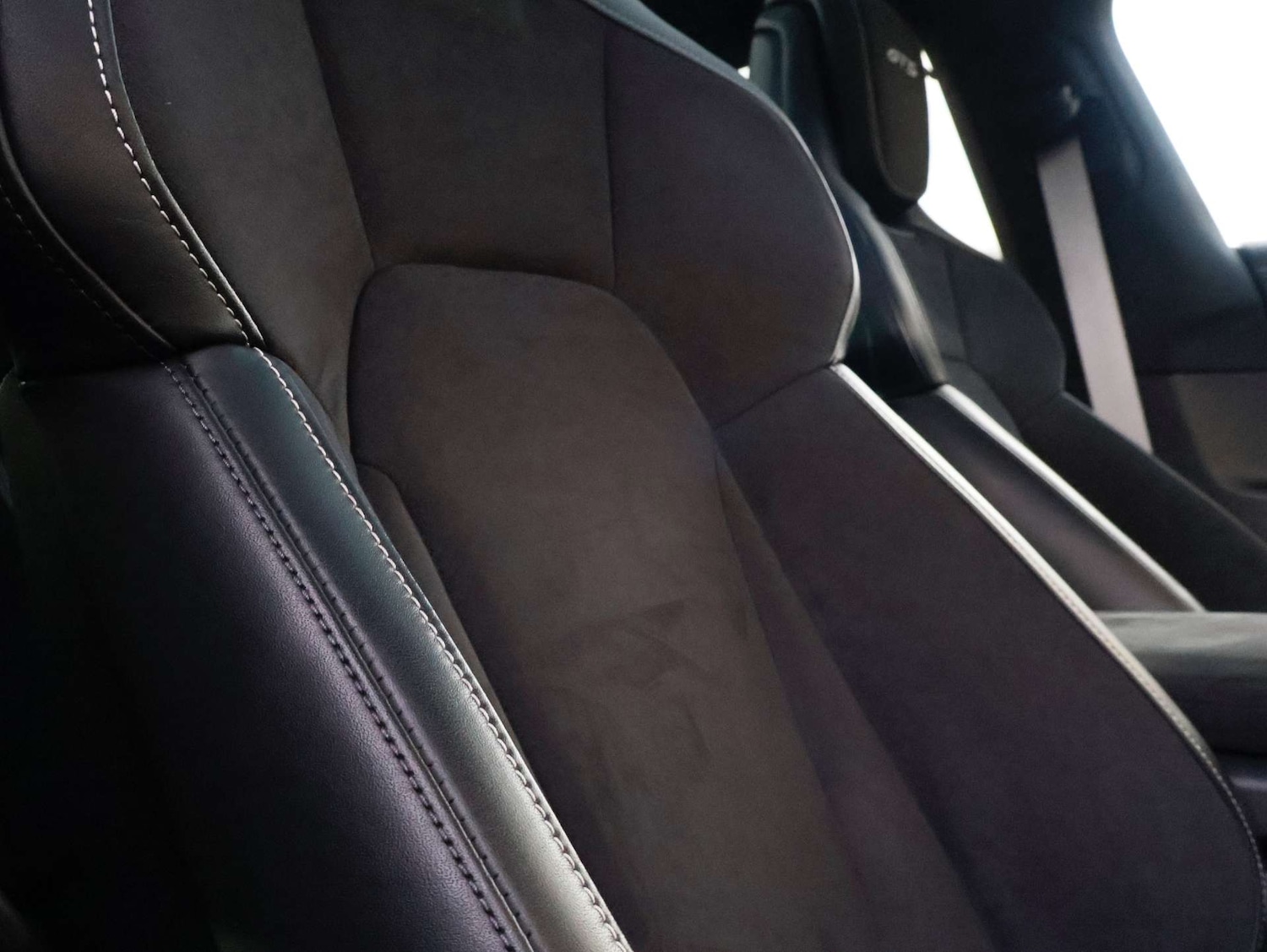 Used Porsche Taycan 2023 for sale - 77054924: Photo 35