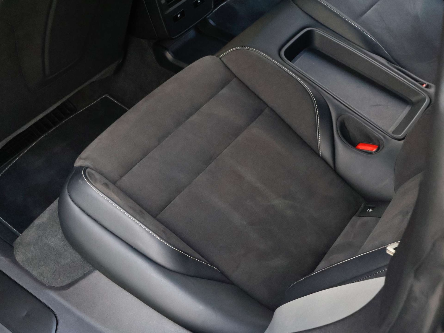 Used Porsche Taycan 2023 for sale - 77054924: Photo 42