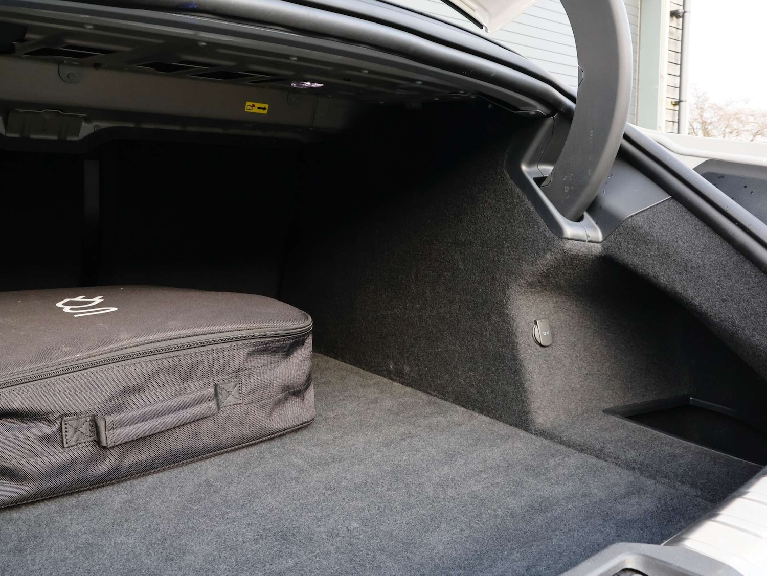 Used Porsche Taycan 2023 for sale - 77054924: Photo 58