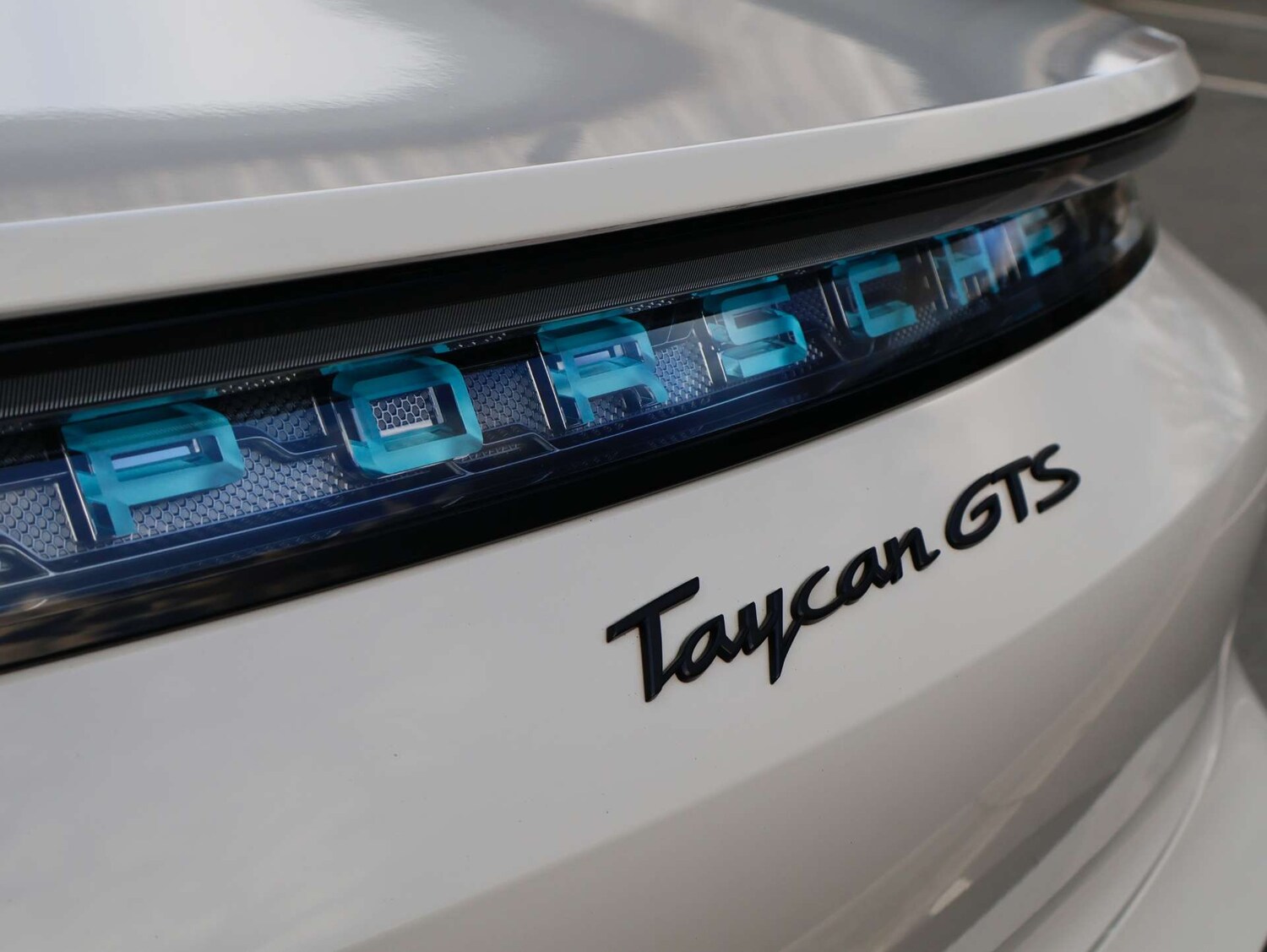 Used Porsche Taycan 2023 for sale - 77054924: Photo 61