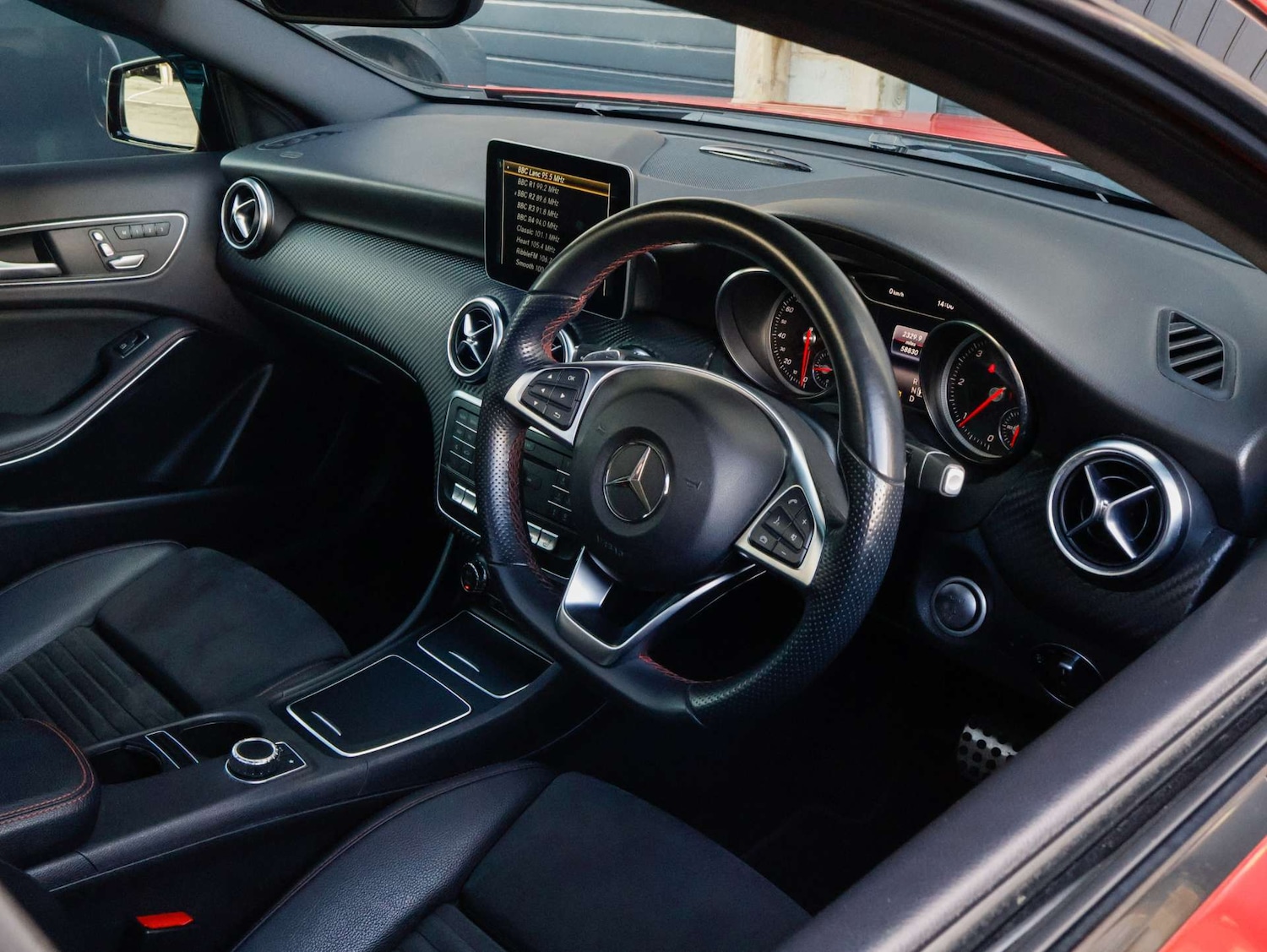 Used Mercedes-Benz A-Class 2017 for sale - 78016397: Photo 2