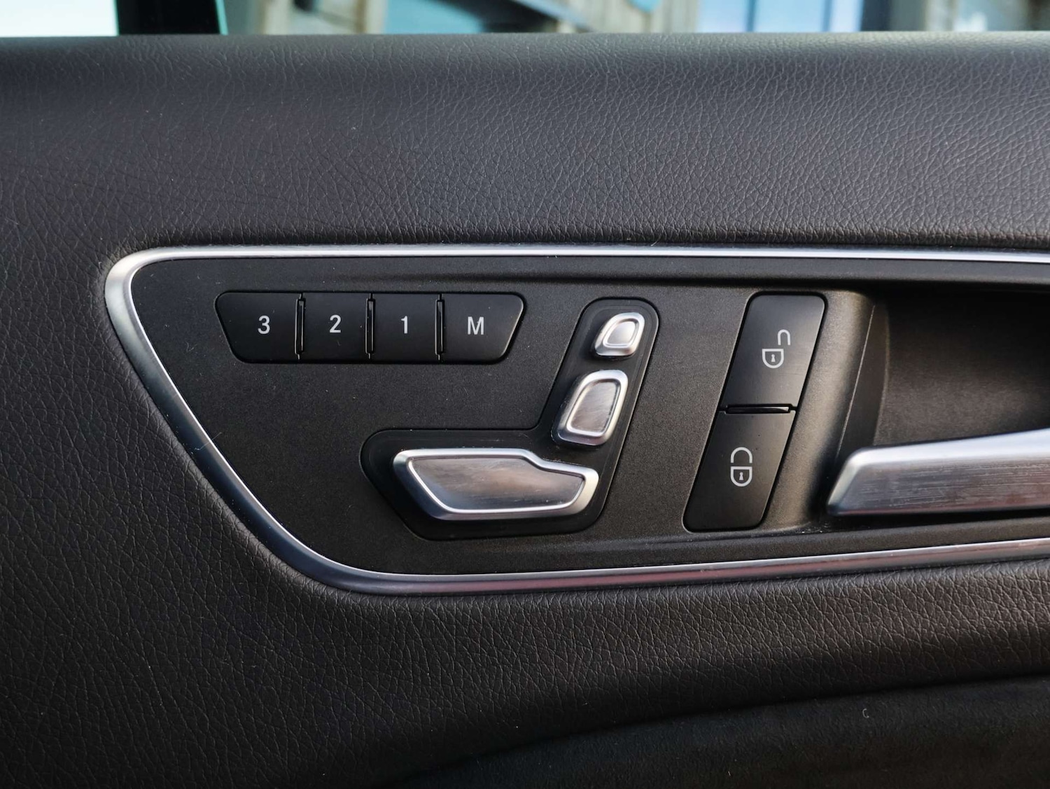 Used Mercedes-Benz A-Class 2017 for sale - 78016397: Photo 26