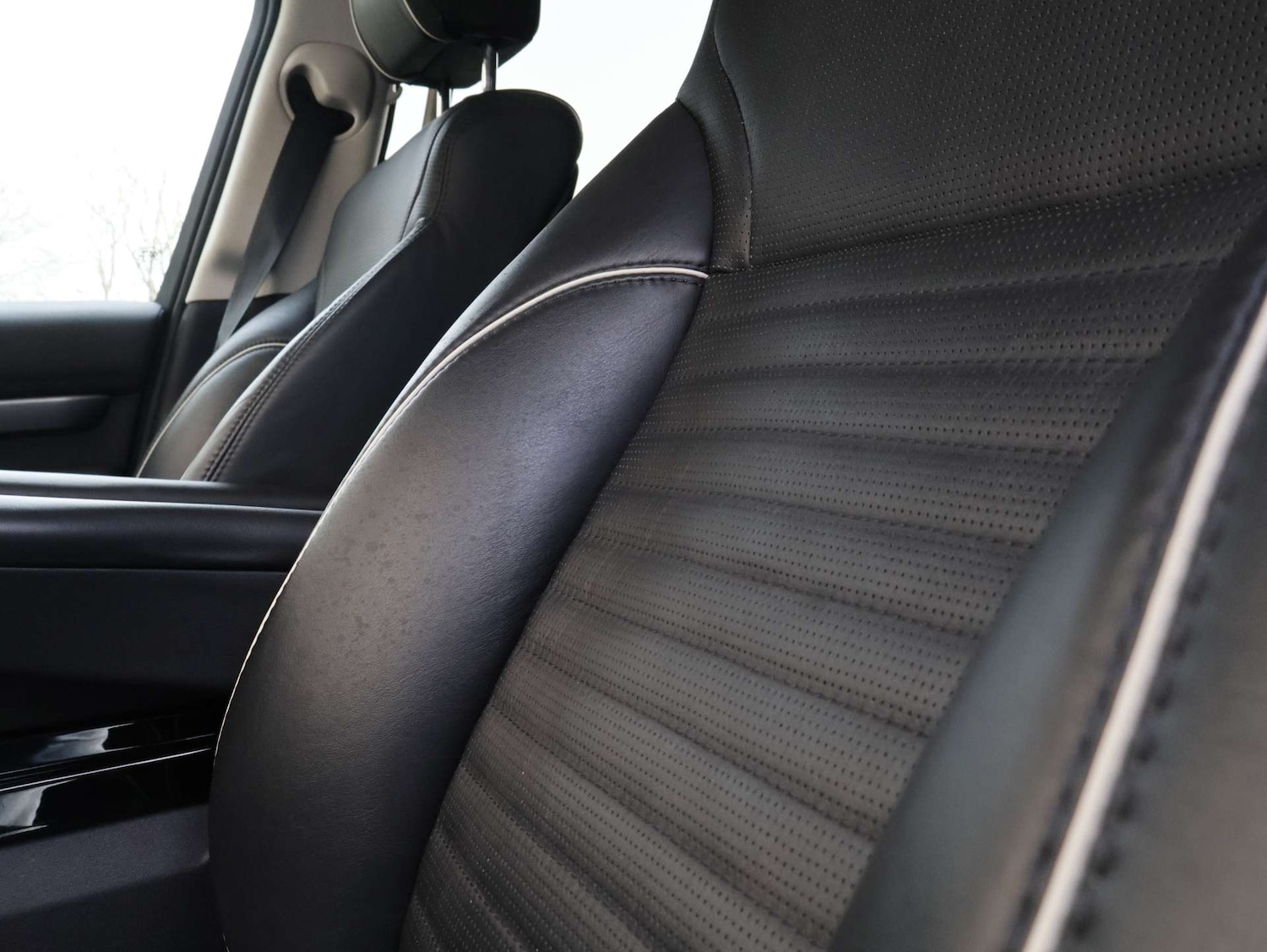 Used Land Rover Discovery 2020 for sale - 77581101: Photo 24