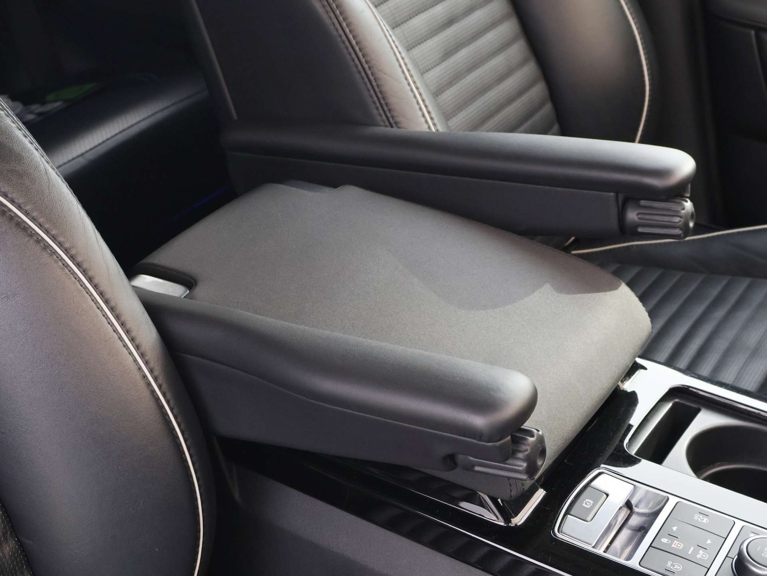 Used Land Rover Discovery 2020 for sale - 77581101: Photo 27