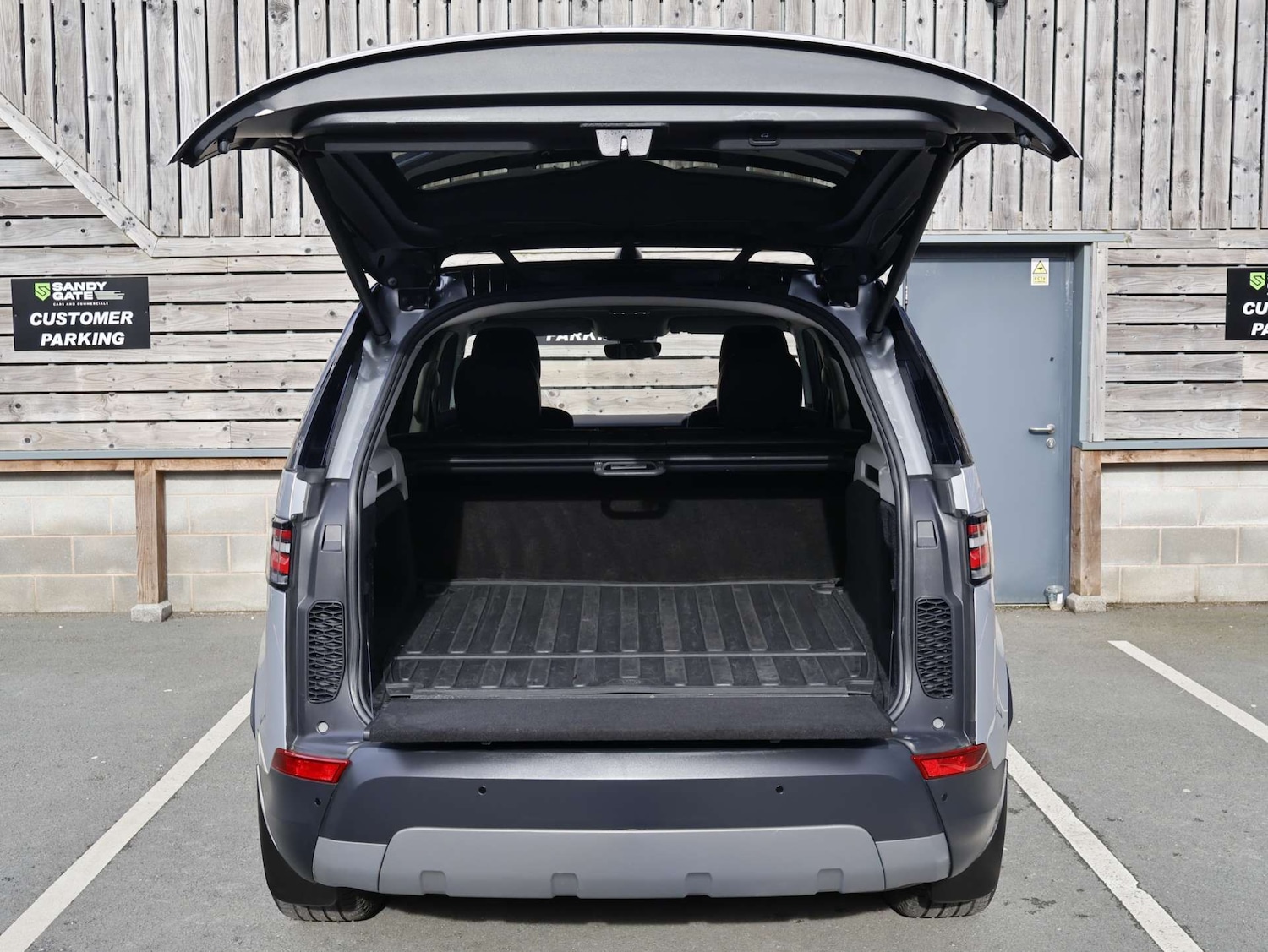 Used Land Rover Discovery 2020 for sale - 77581101: Photo 44