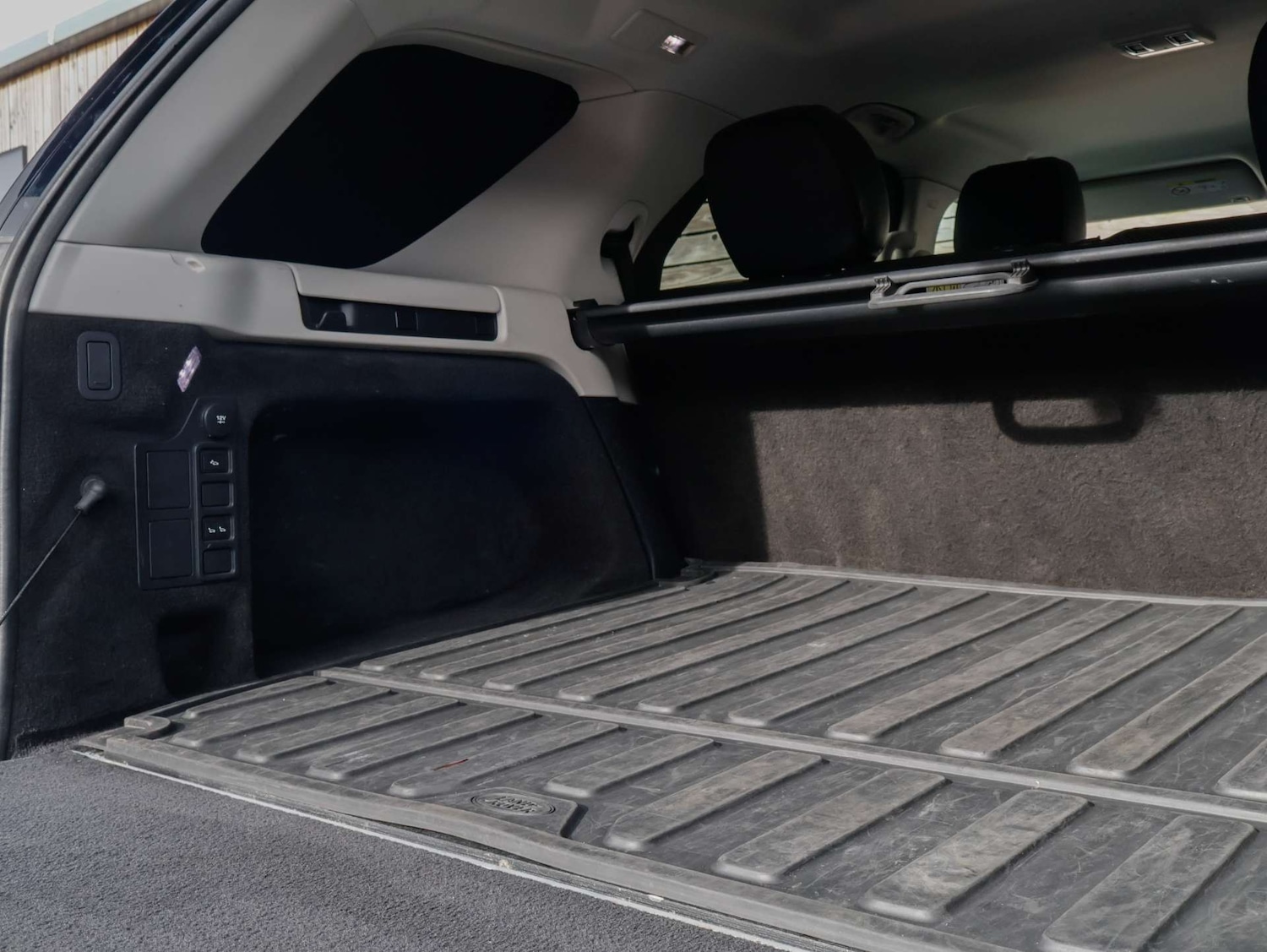 Used Land Rover Discovery 2020 for sale - 77581101: Photo 45