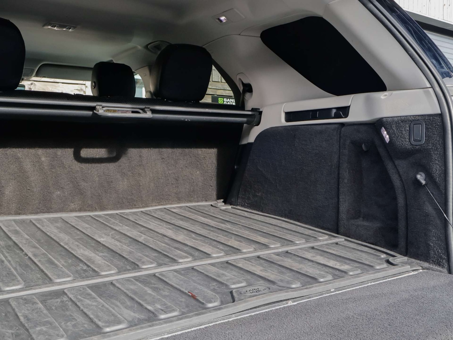 Used Land Rover Discovery 2020 for sale - 77581101: Photo 46