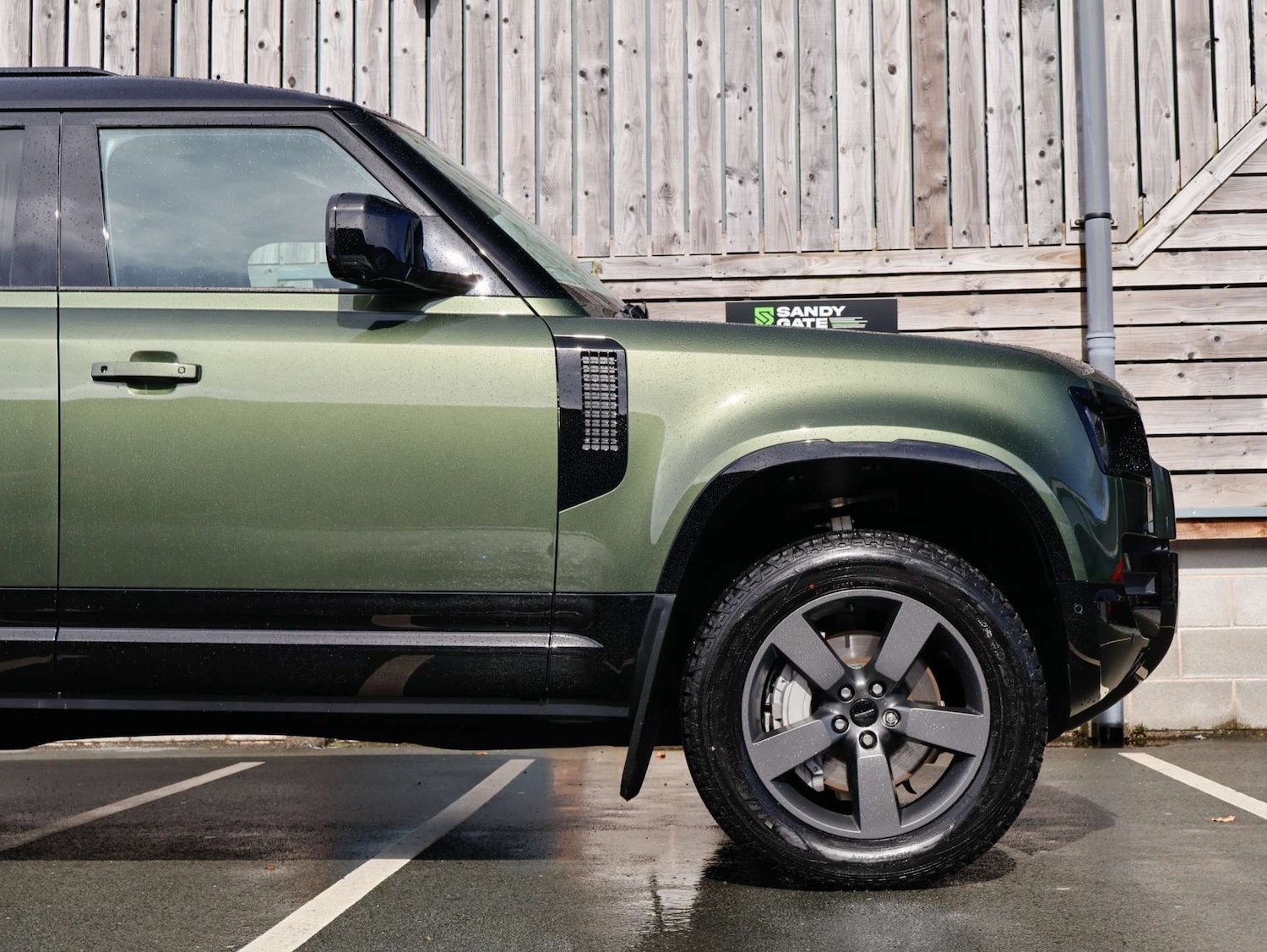 Used Land Rover Defender 2026 for sale - 78014291: Photo 11