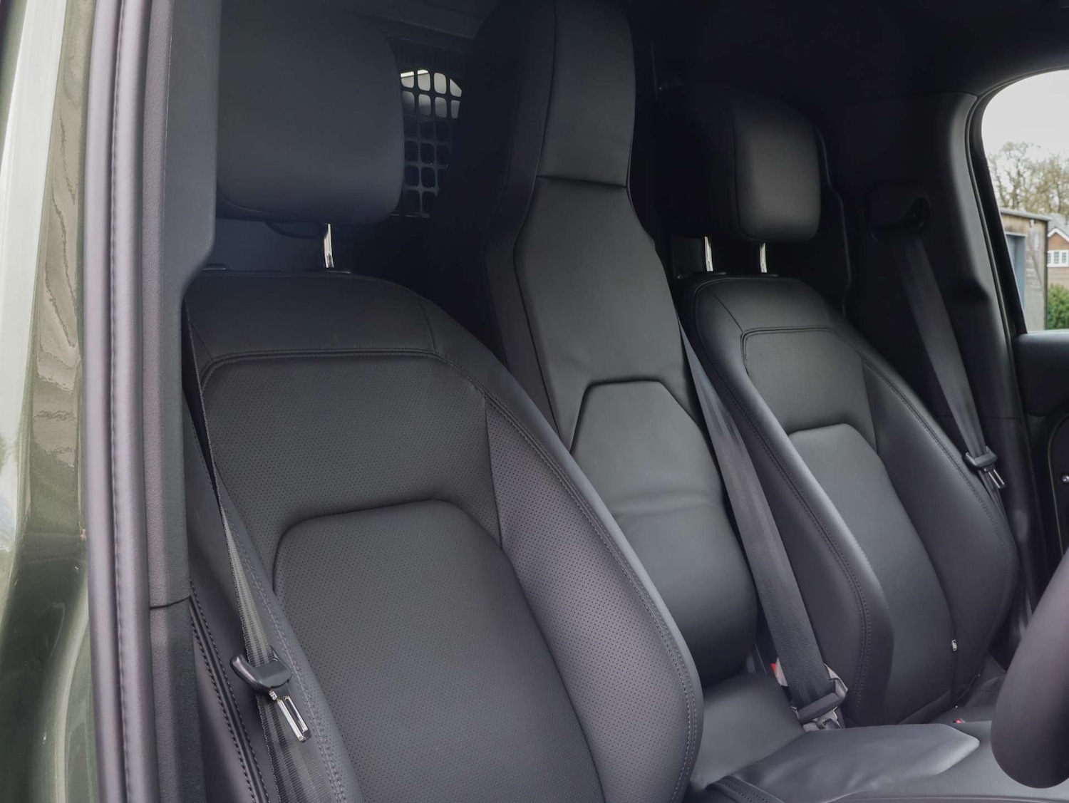 Used Land Rover Defender 2026 for sale - 78014291: Photo 16