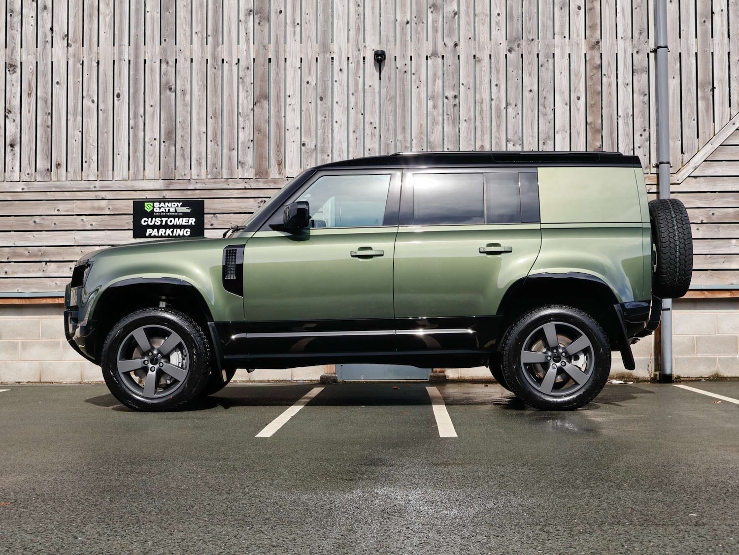 Used Land Rover Defender 2026 for sale - 78014291: Photo 6