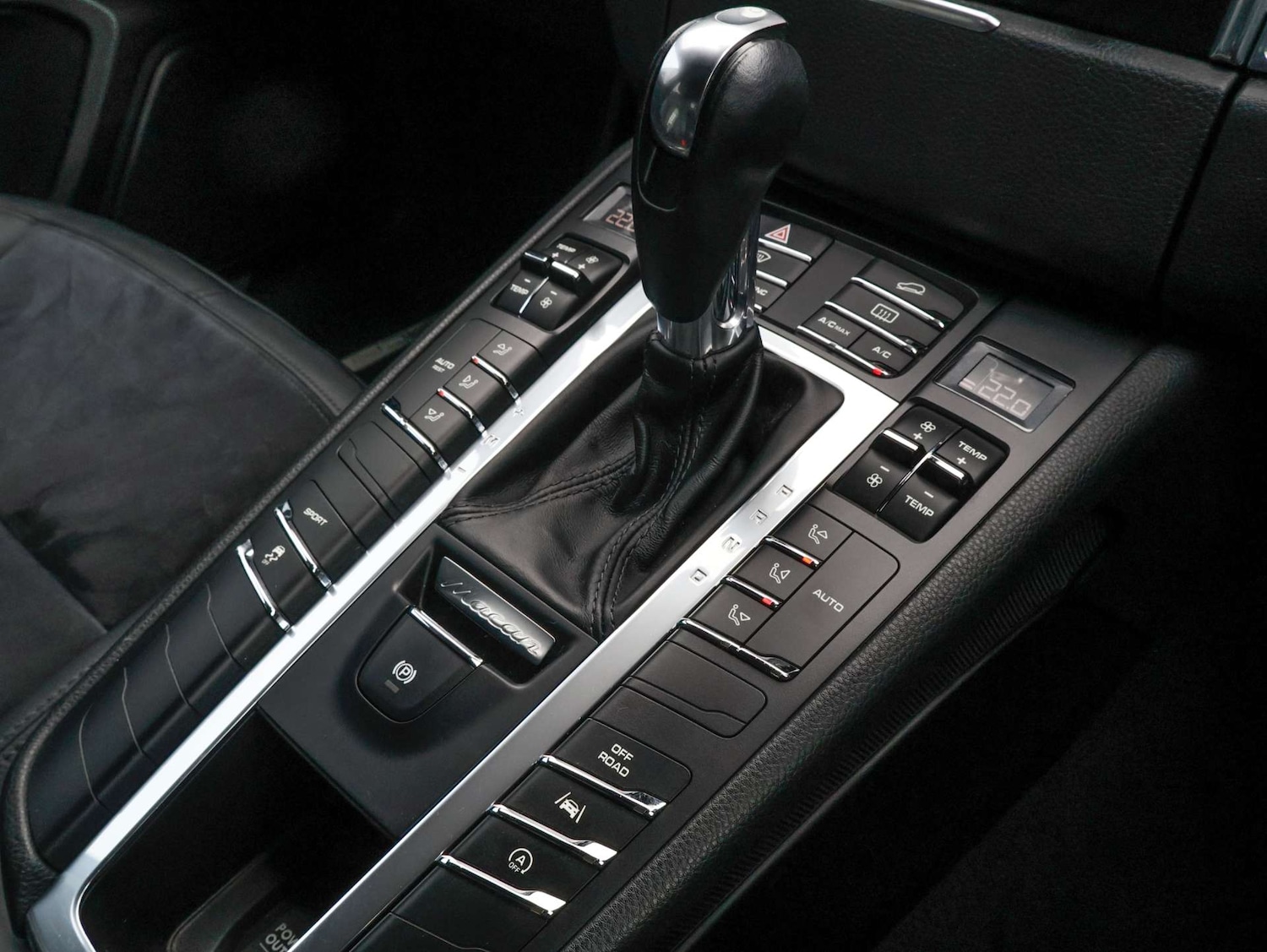 Used Porsche Macan 2017 for sale - 77366815: Photo 17