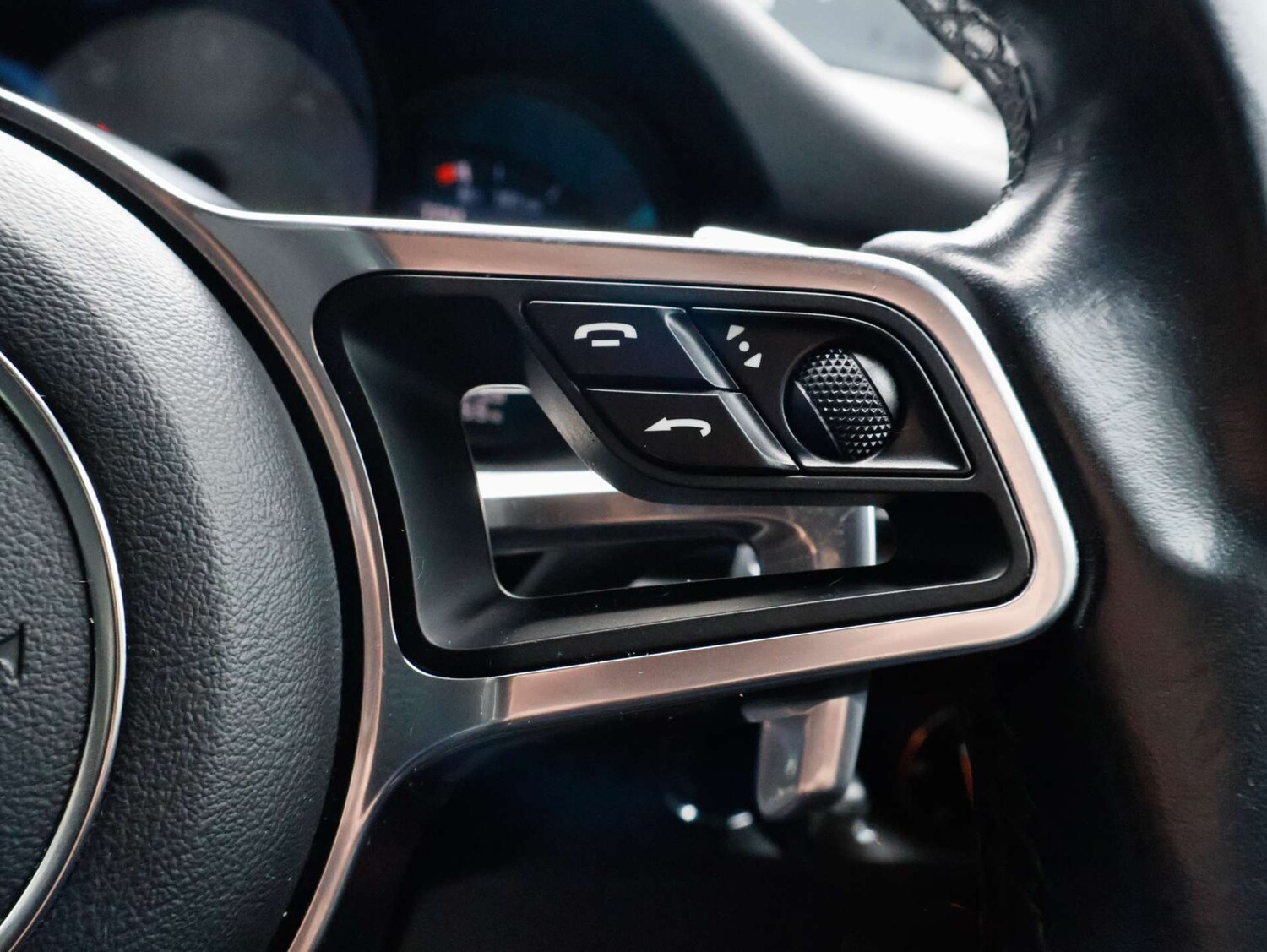 Used Porsche Macan 2017 for sale - 77366815: Photo 21