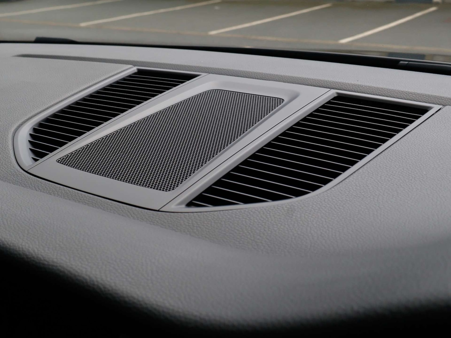 Used Porsche Macan 2017 for sale - 77366815: Photo 28