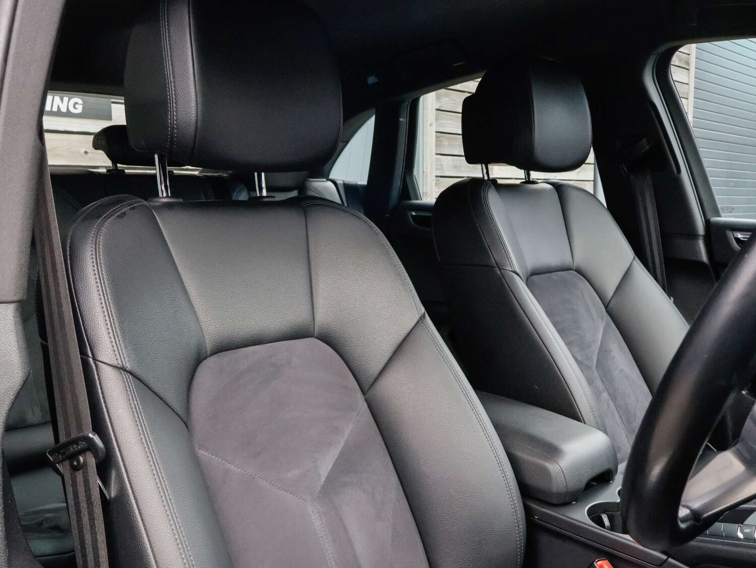 Used Porsche Macan 2017 for sale - 77366815: Photo 29