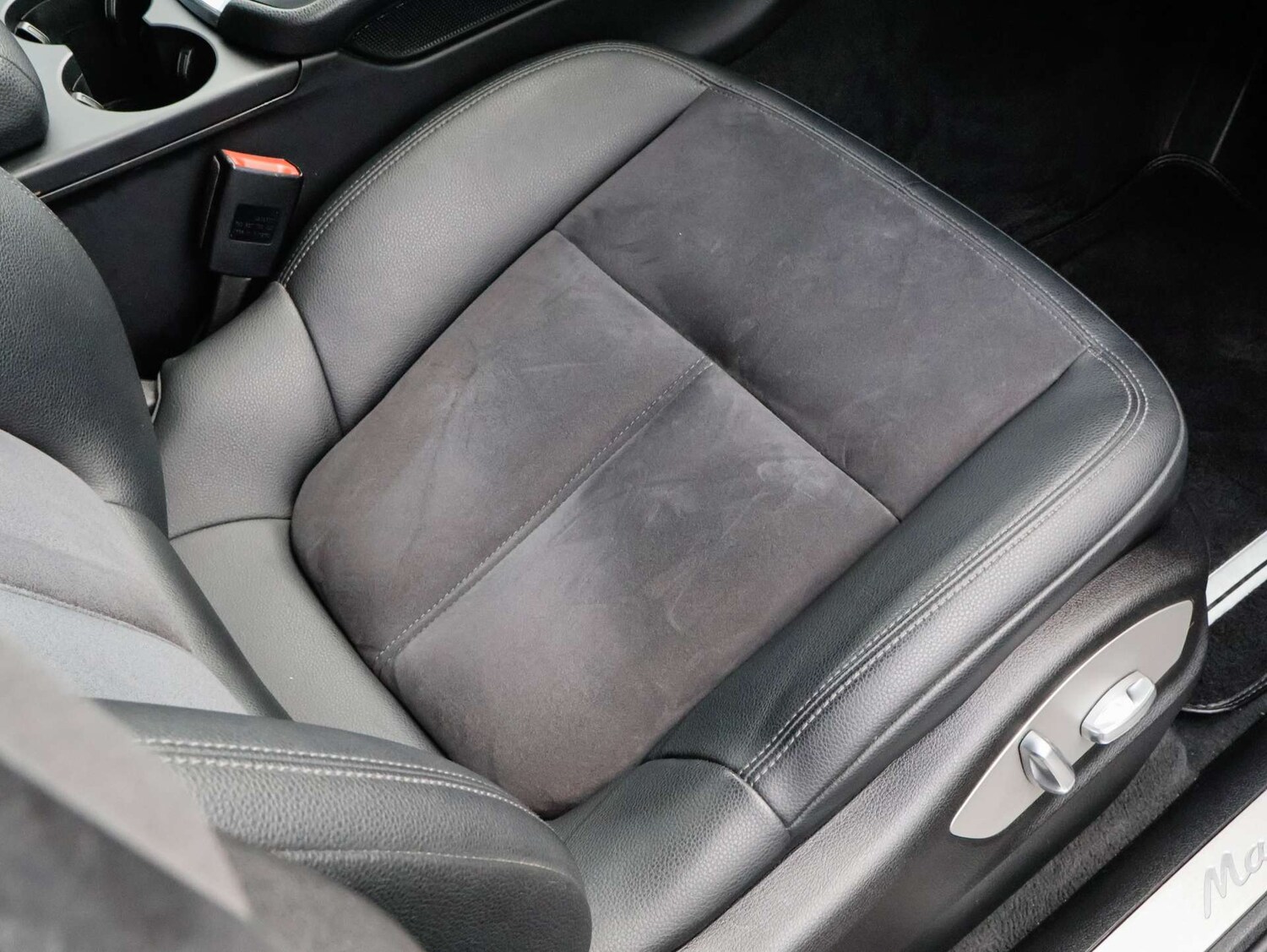 Used Porsche Macan 2017 for sale - 77366815: Photo 31