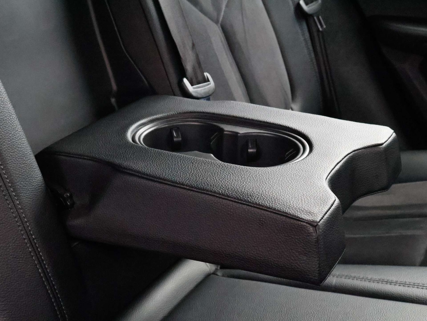 Used Porsche Macan 2017 for sale - 77366815: Photo 37