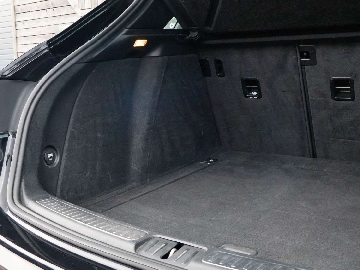 Used Porsche Macan 2017 for sale - 77366815: Photo 39