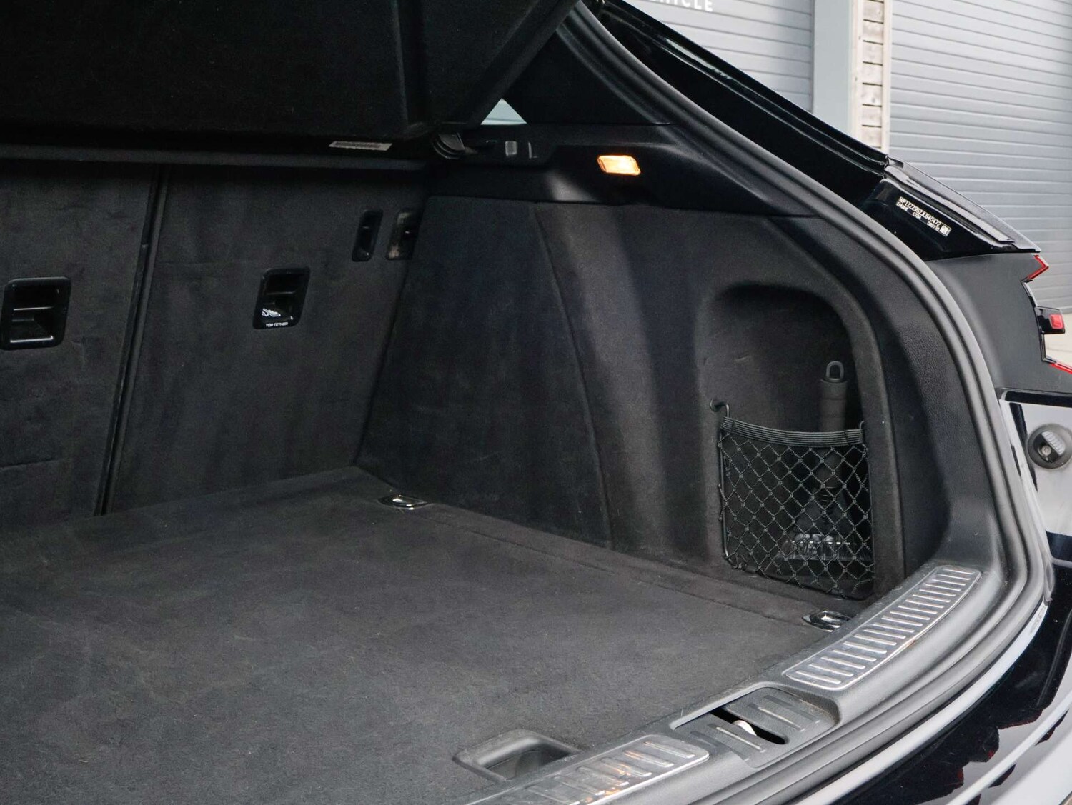 Used Porsche Macan 2017 for sale - 77366815: Photo 40