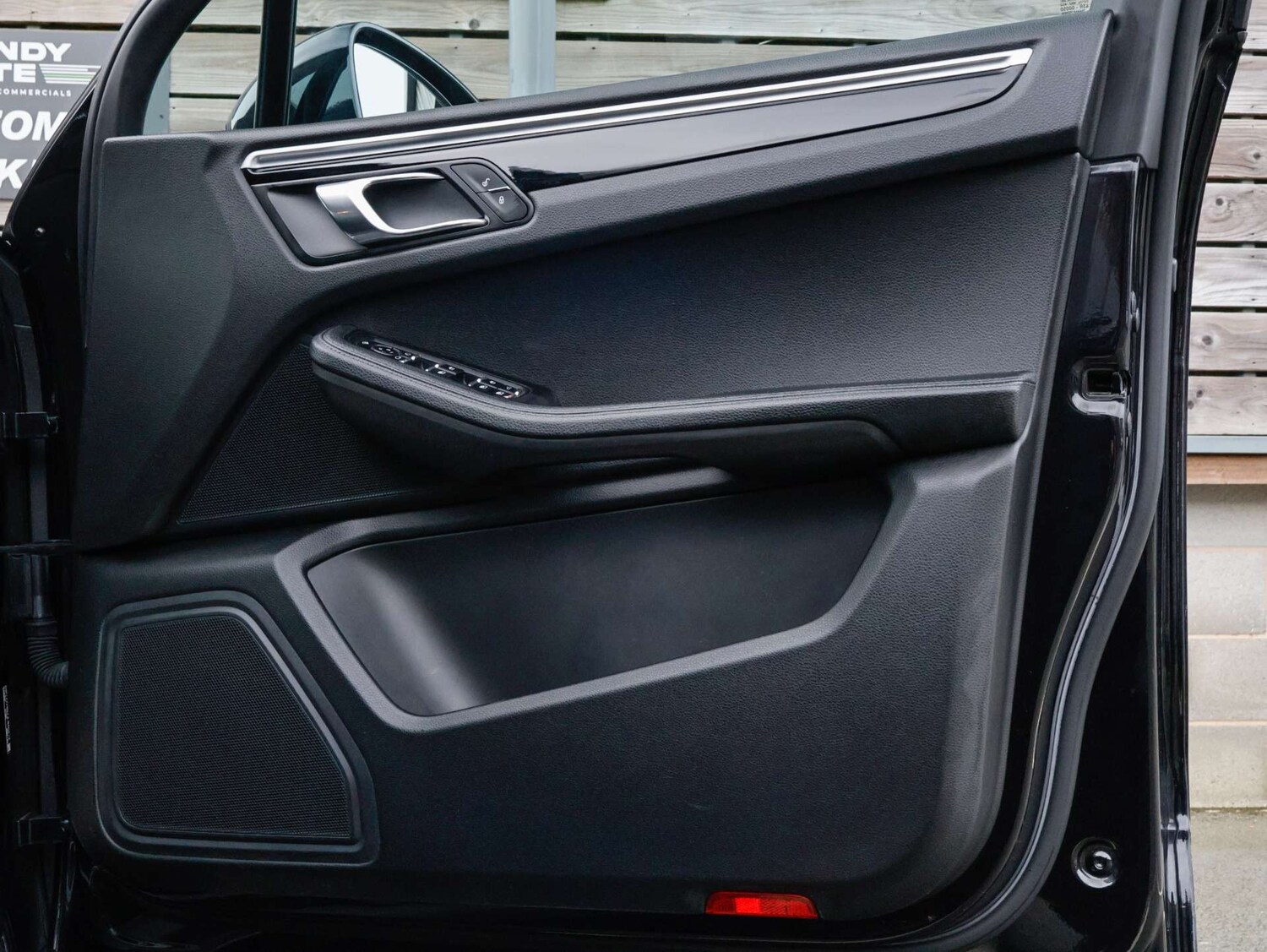 Used Porsche Macan 2017 for sale - 77366815: Photo 41