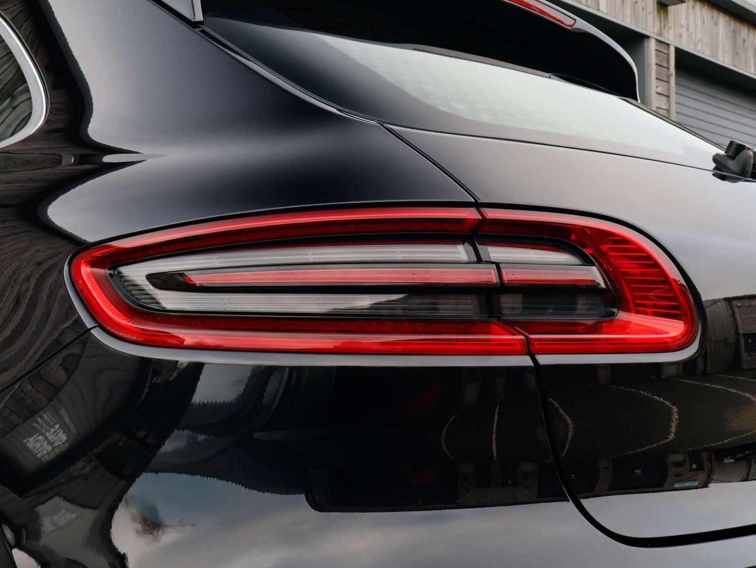 Used Porsche Macan 2017 for sale - 77366815: Photo 47