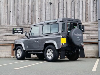 Used Land Rover Defender 90 2015 for sale - 78097377: Photo