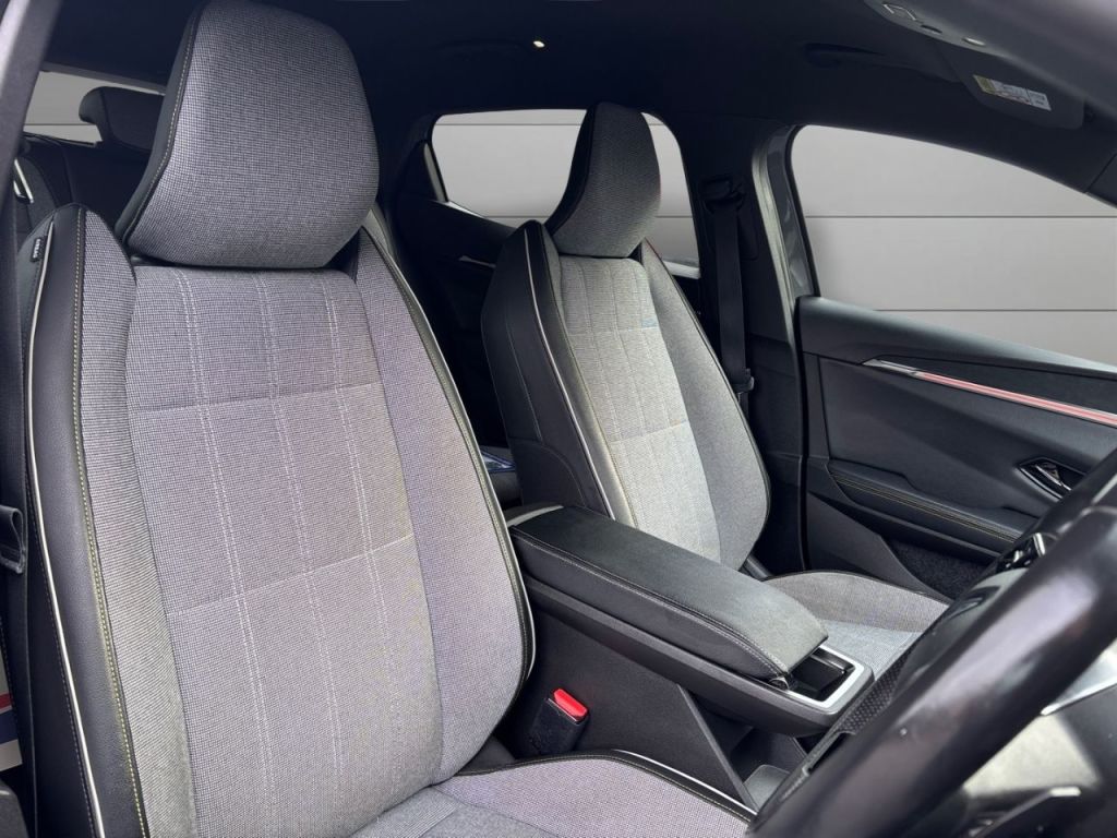 Used Renault Megane E Tech 2022 for sale - 76209928: Photo 10