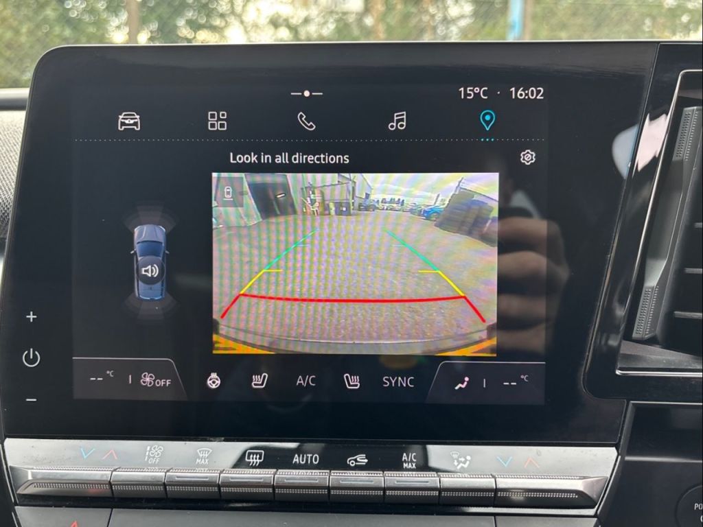 Used Renault Megane E Tech 2022 for sale - 76209928: Photo 18