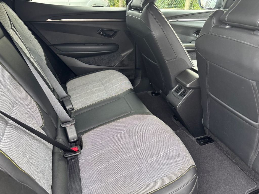 Used Renault Megane E Tech 2022 for sale - 76209928: Photo 21