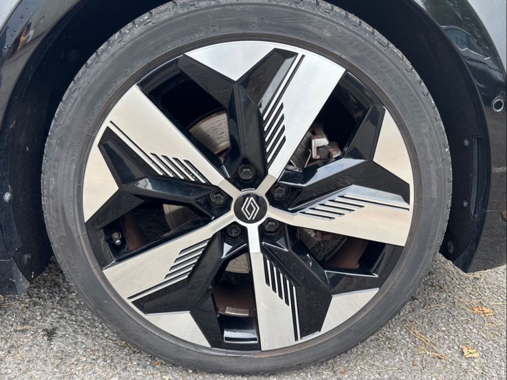 Used Renault Megane E Tech 2022 for sale - 76209928: Photo 25