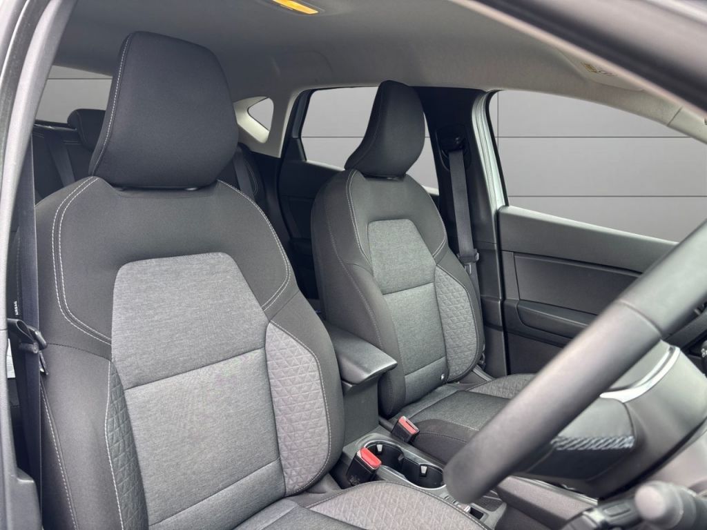 Used Renault Captur 2022 for sale - 77641869: Photo 11