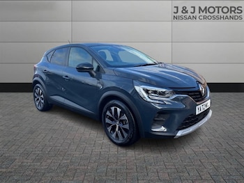 Used Renault Captur 2023 for sale - 75904439: Photo