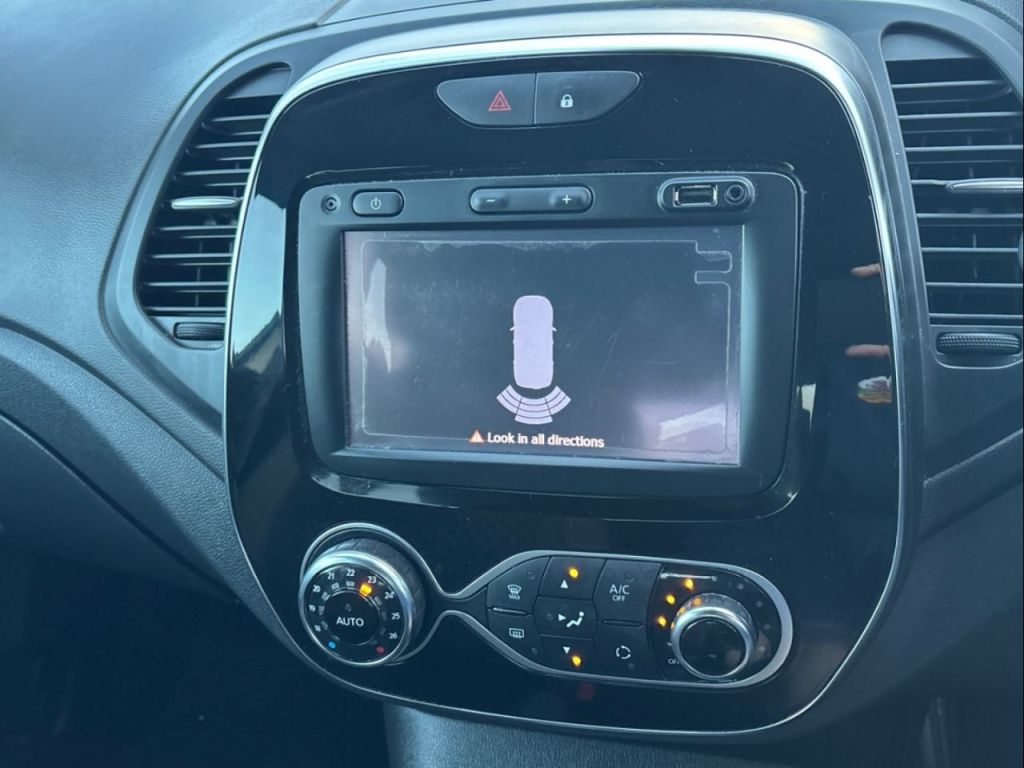 Used Renault Captur 2018 for sale - 76891925: Photo 16