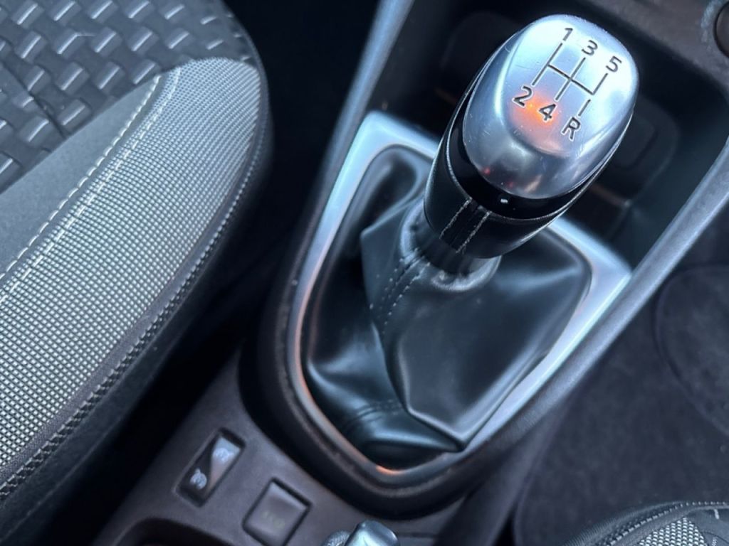 Used Renault Captur 2018 for sale - 76891925: Photo 17