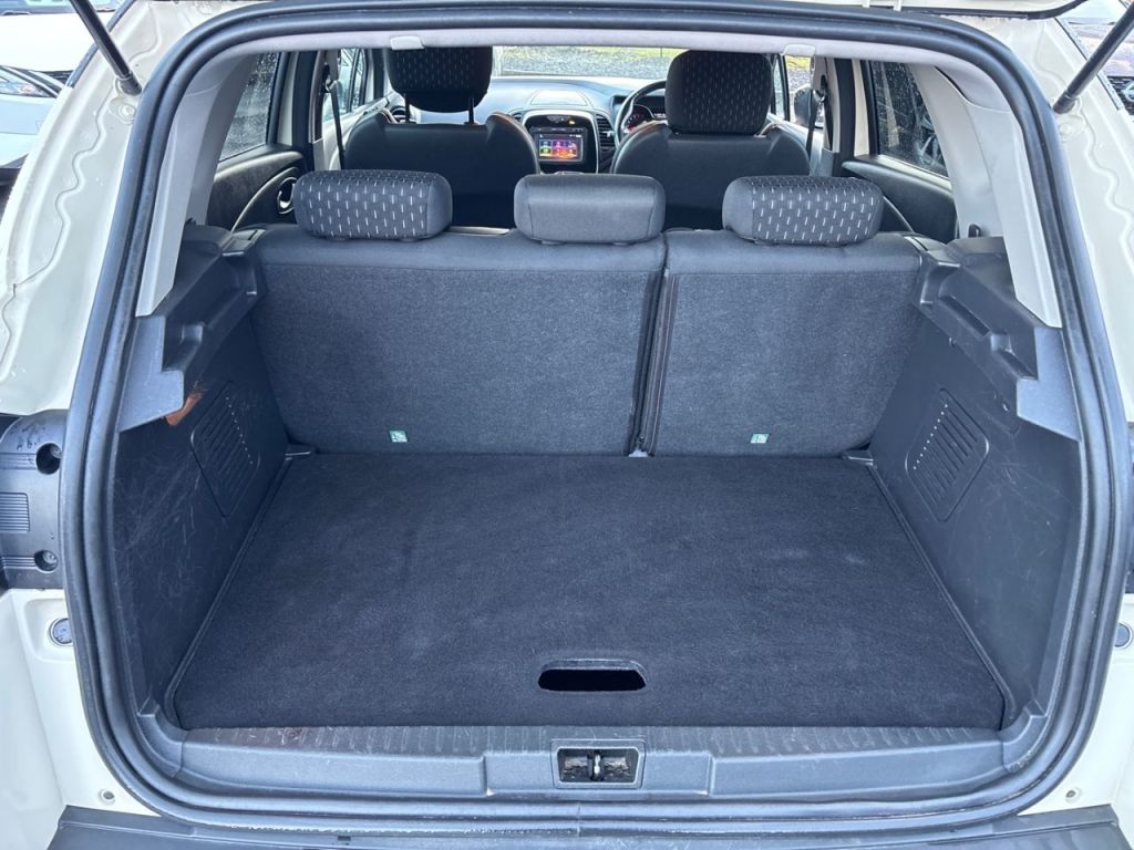 Used Renault Captur 2018 for sale - 76891925: Photo 19