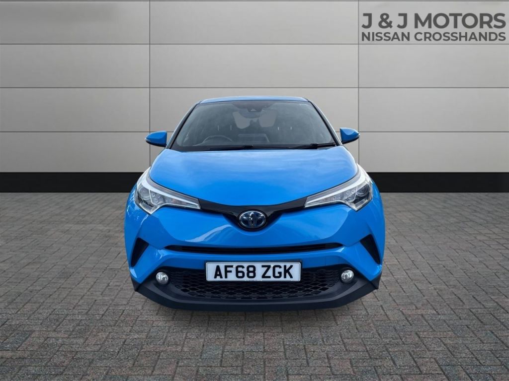 Used Toyota C-HR 2018 for sale - 76918861: Photo 2