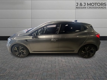 Used Renault Clio 2023 for sale - 75523759: Photo