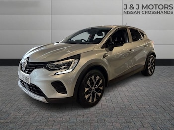 Used Renault Captur 2023 for sale - 77901379: Photo