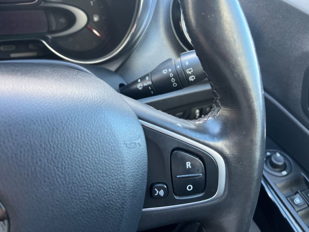 Used Renault Captur 2016 for sale - 76798614: Photo 16